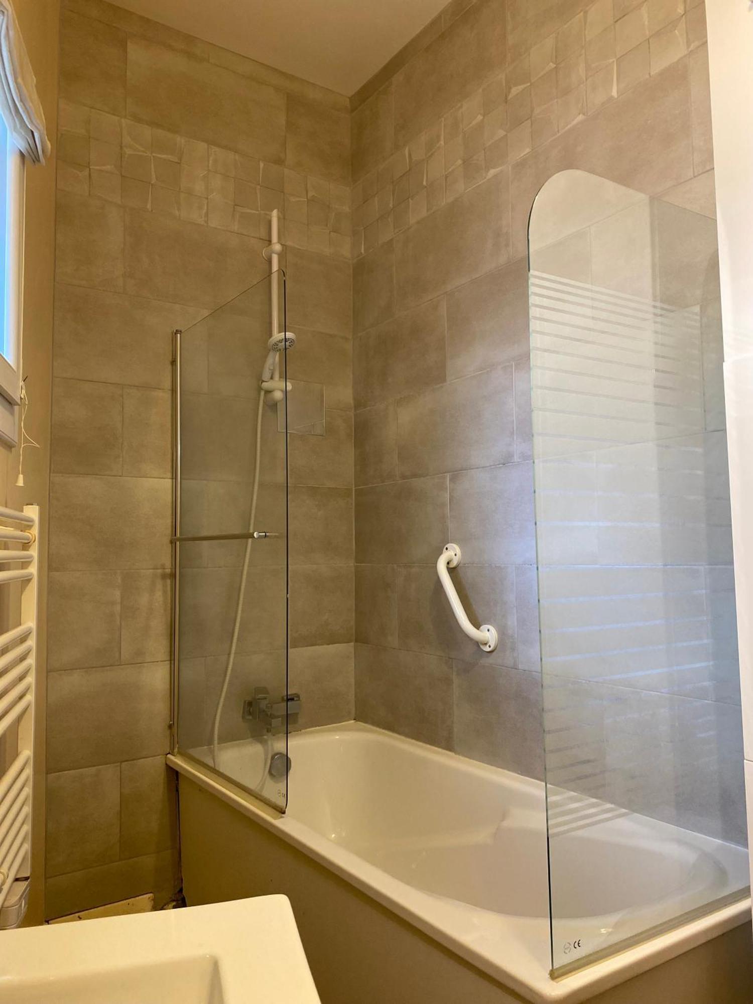 Appartement Coeur Centre Ville 누아용 외부 사진